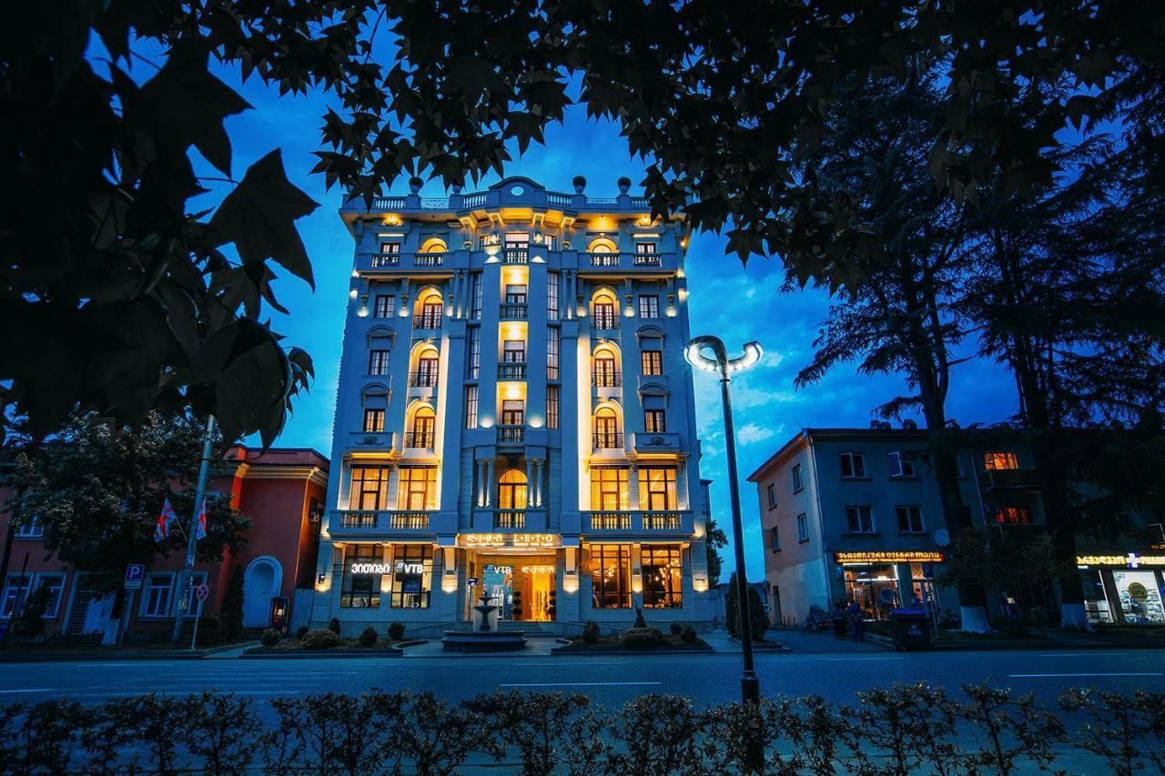 Leto Boutique Hotel Зугдіді Екстер'єр фото